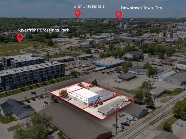 1104 S Gilbert St , Iowa City, IA 52240