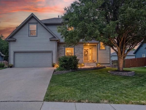 721 S Sycamore Street, Gardner, KS 66030