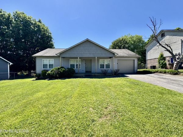 4617 Baverton Drive, Knoxville, TN 37921