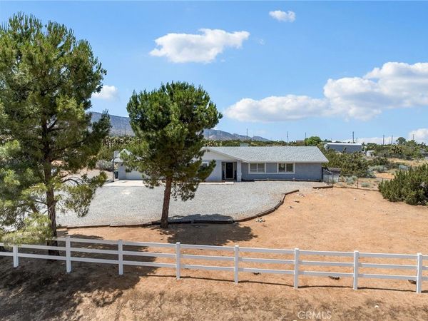 9240 Avalon, Phelan, CA 92371
