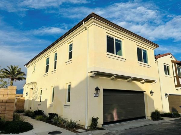 196 Bonita, Rialto, CA 92376