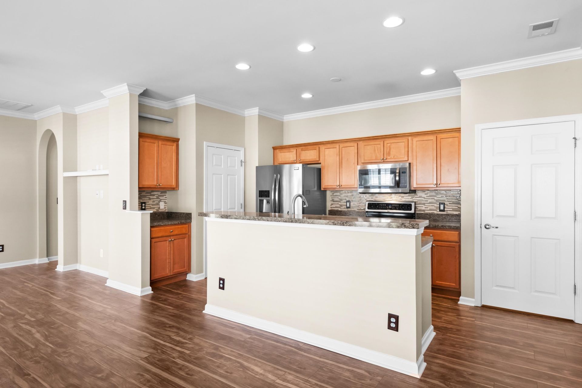 900 British Ln. Photo 13