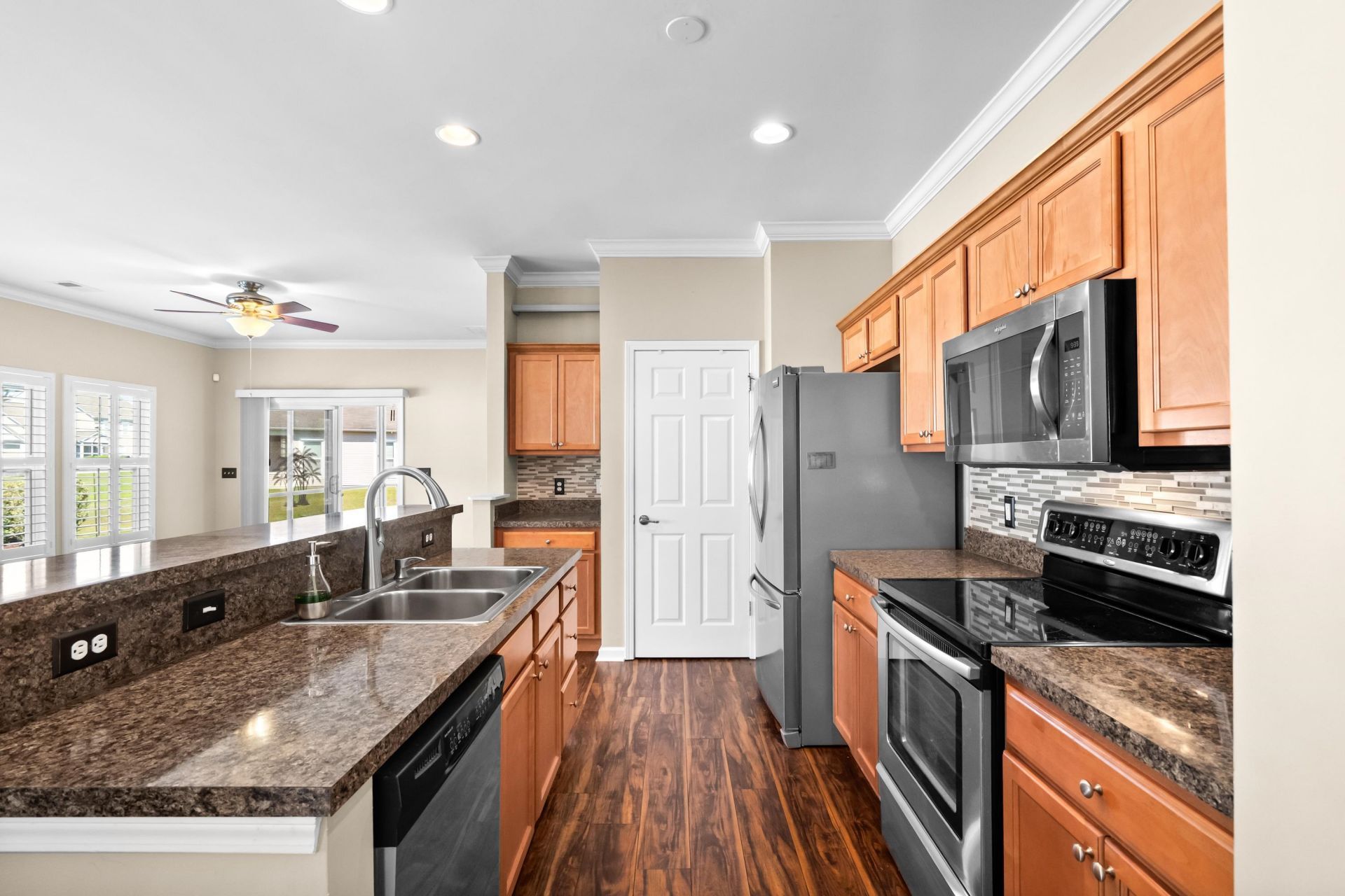 900 British Ln. Photo 16