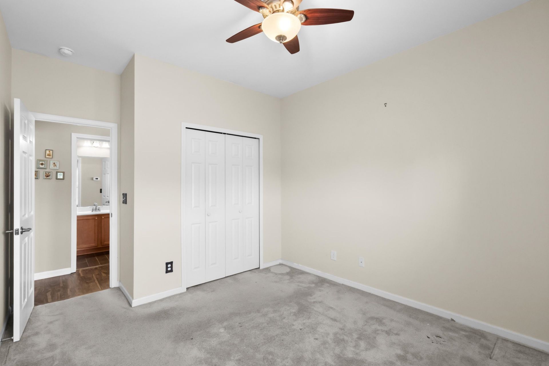 900 British Ln. Photo 34