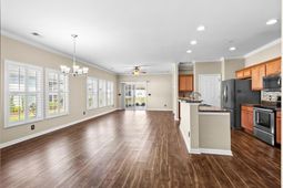 900 British Ln. photo 4