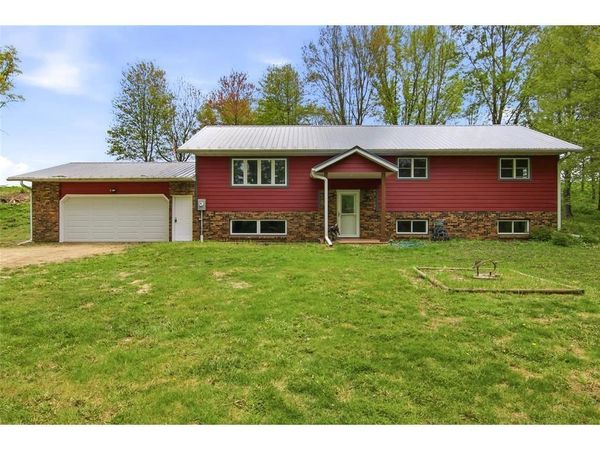 1237 County Road, Roberts, WI 54023