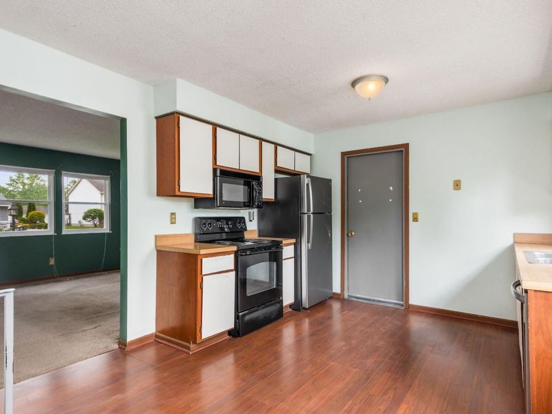 1708 Bucksglen Drive , Galloway, OH 43119 Photo 16