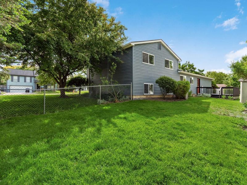 1708 Bucksglen Drive , Galloway, OH 43119 Photo 2