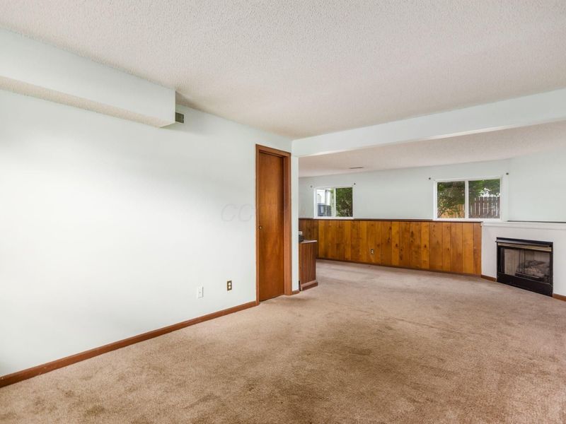 1708 Bucksglen Drive , Galloway, OH 43119 Photo 32