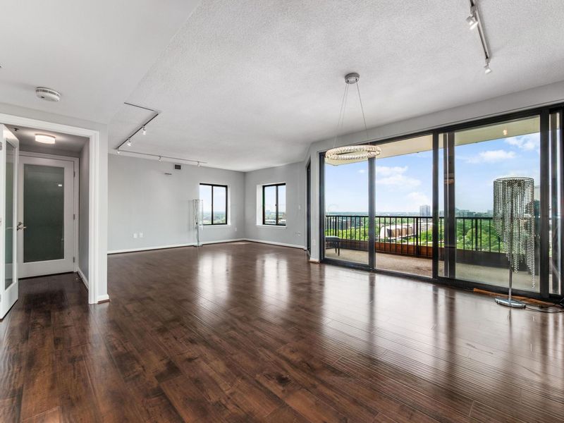 155 W Main Street, Unit 1506, Columbus, OH 43215 Photo 19