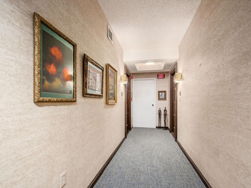 155 W Main Street, Unit 1506, Columbus, OH 43215 Photo 8
