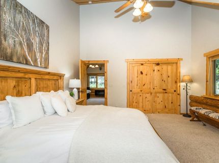 11575 Zermatt Drive, Truckee, CA 96161 Photo