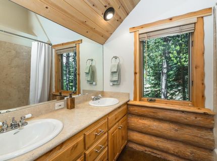 11575 Zermatt Drive, Truckee, CA 96161 Photo