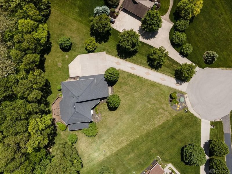 5559 Clover Leaf Drive, Greenville, OH 45331 Photo 13