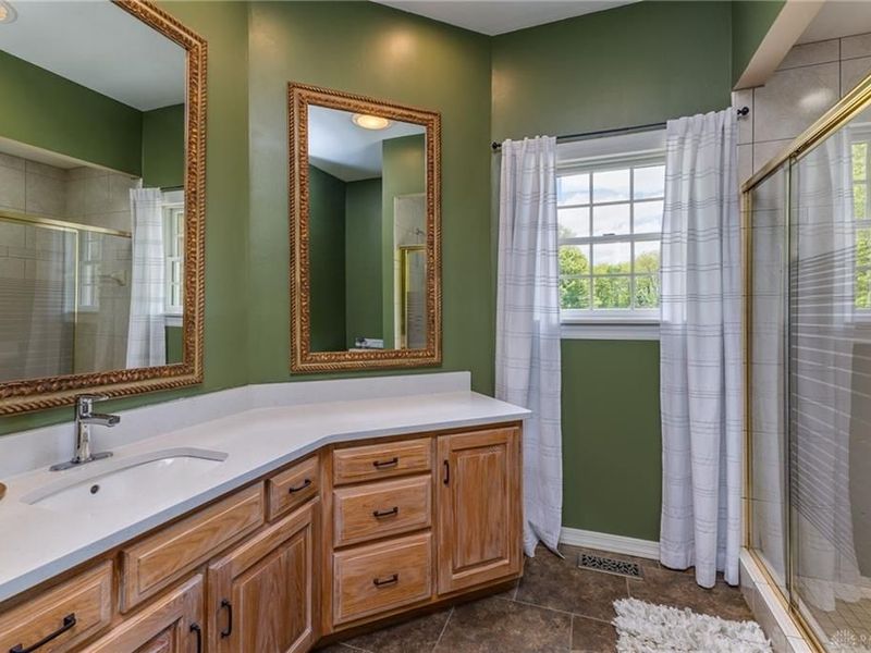 5559 Clover Leaf Drive, Greenville, OH 45331 Photo 37