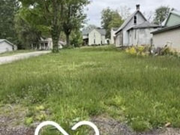 237 S Jefferson Street , Knightstown, IN 46148