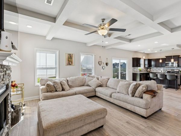 171 Sambar Dr , Clarksville, TN 37040