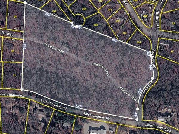 25 Stirling Rd, Camden, TN 38320