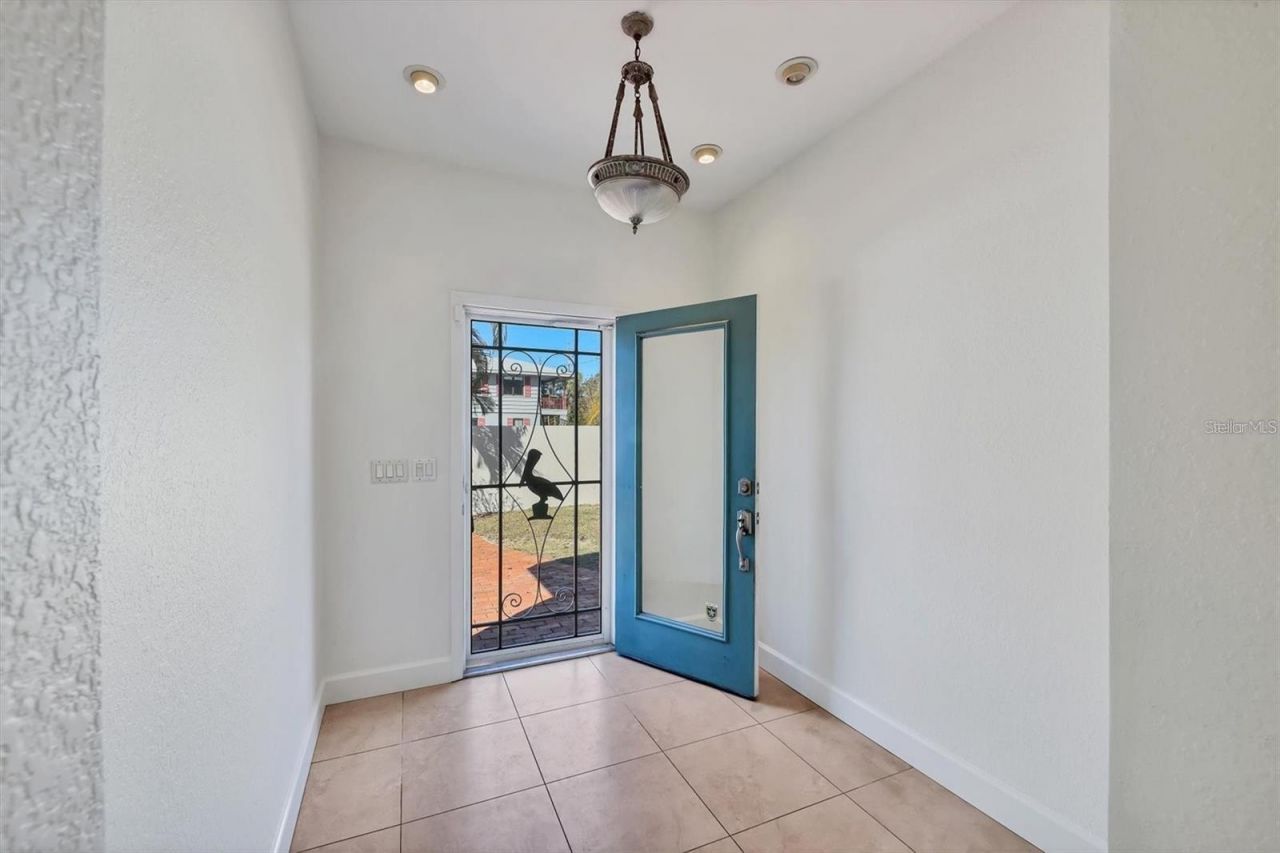 1792 Floyd Street , Sarasota, FL 34239 Photo