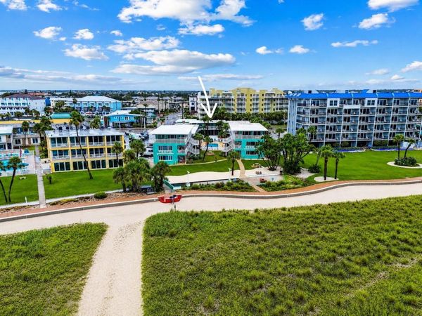 11730 GULF BOULEVARD, Unit 31, TREASURE ISLAND, FL 33706