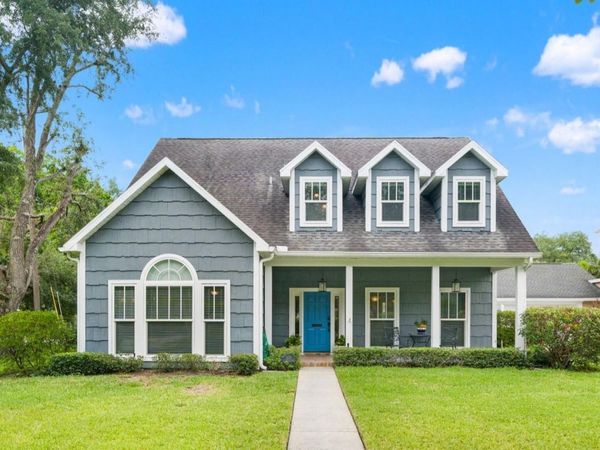 3233 W PARKLAND BOULEVARD, TAMPA, FL 33609