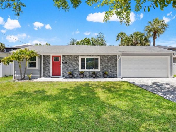4631 W BAY VILLA AVENUE , TAMPA, FL 33611