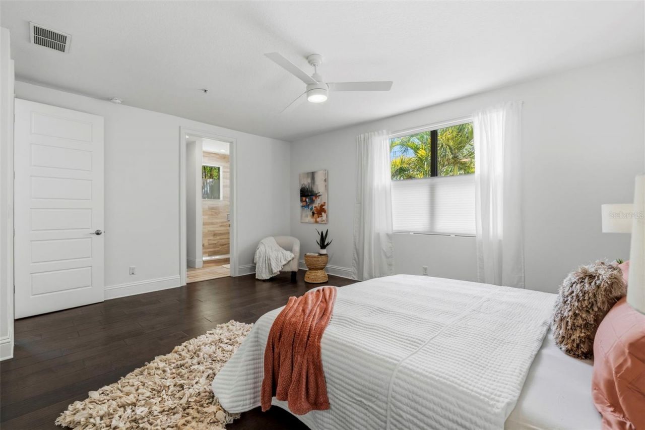 300 Delmar Terrace S, Saint Petersburg, FL 33701 Photo