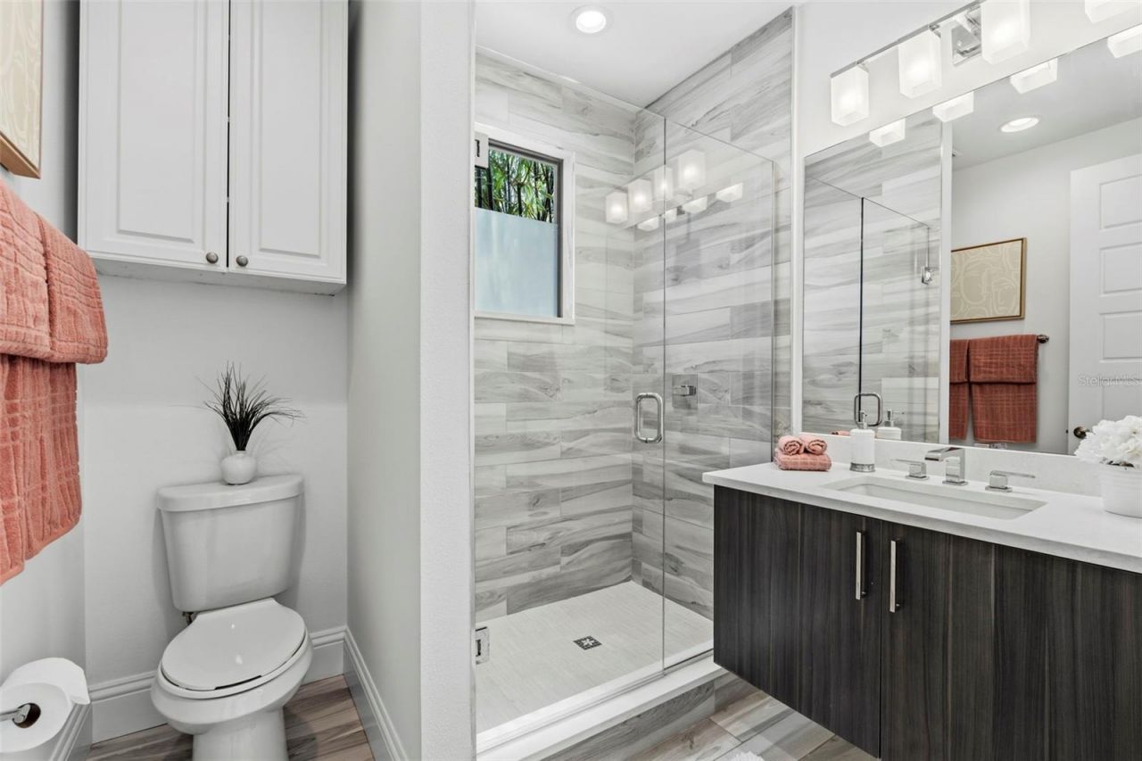 300 Delmar Terrace S, Saint Petersburg, FL 33701 Photo