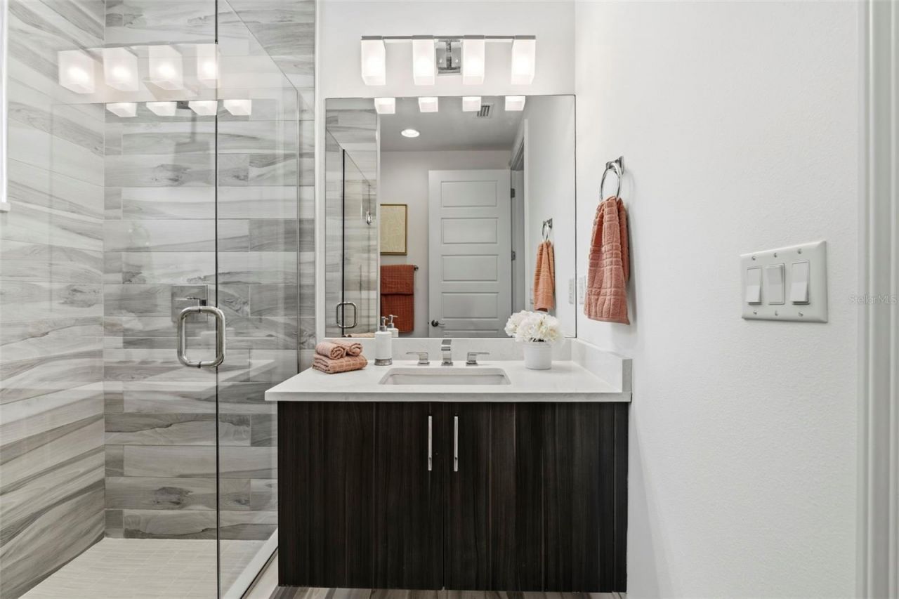 300 Delmar Terrace S, Saint Petersburg, FL 33701 Photo