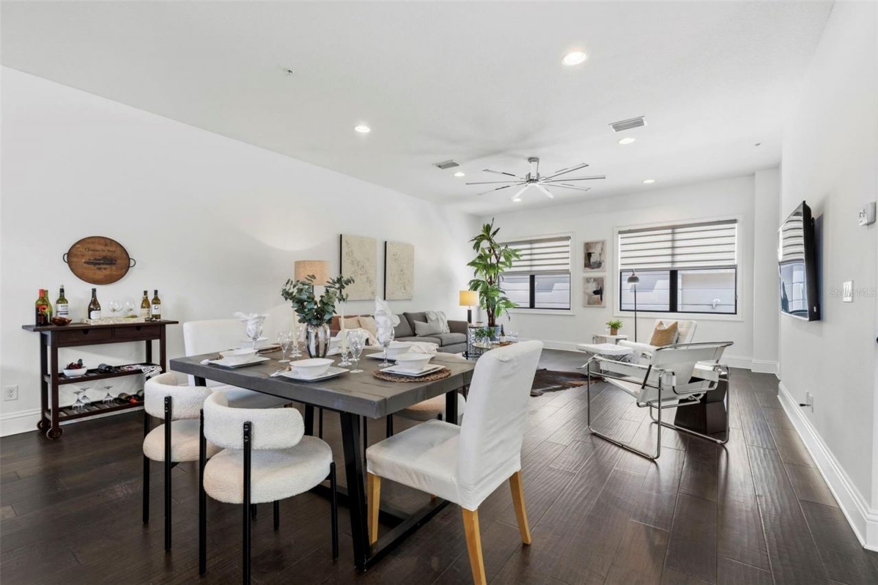 300 Delmar Terrace S, Saint Petersburg, FL 33701 Photo