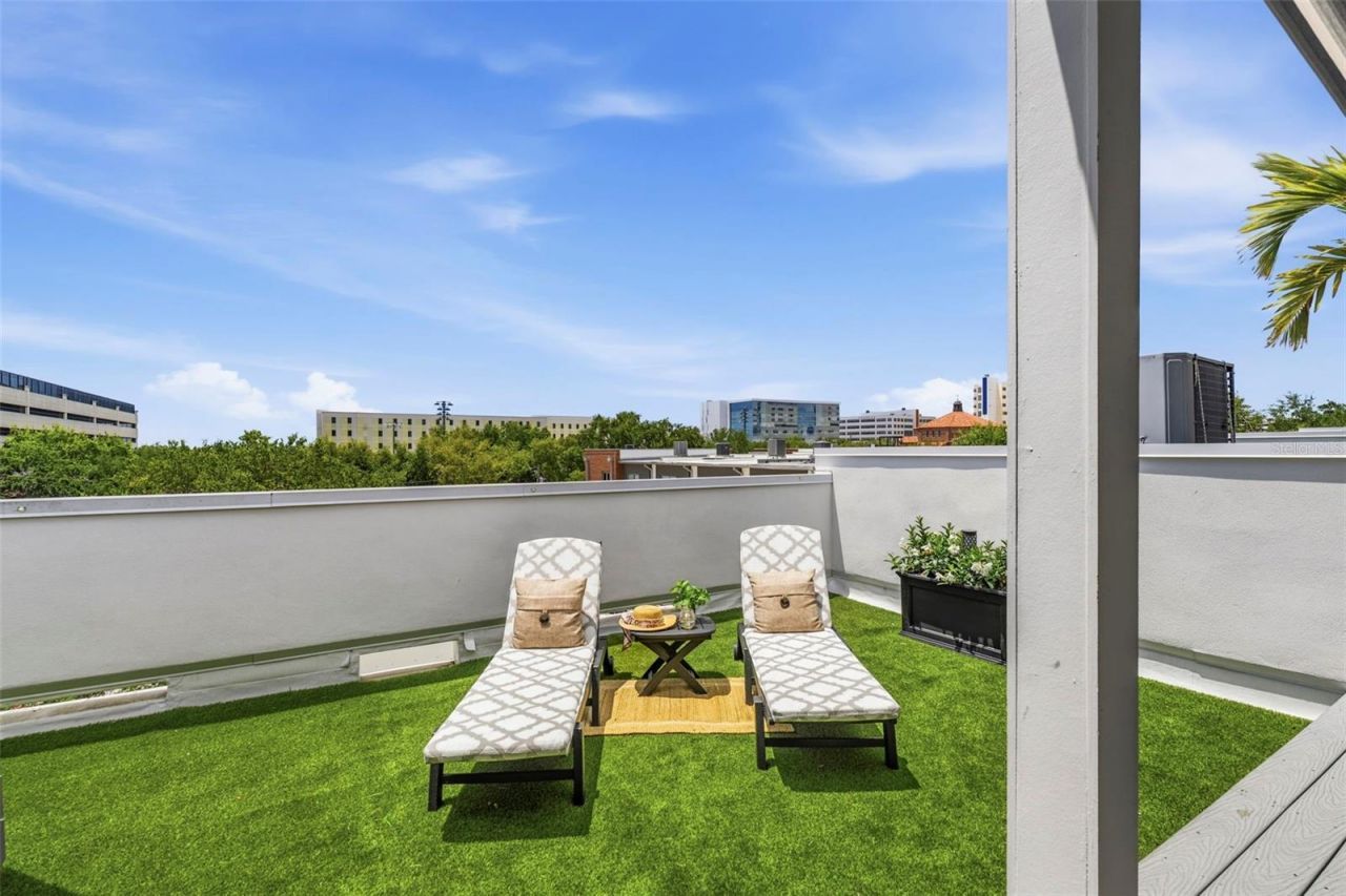 300 Delmar Terrace S, Saint Petersburg, FL 33701 Photo