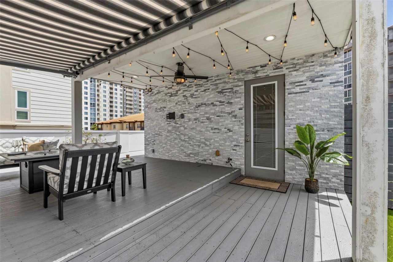 300 Delmar Terrace S, Saint Petersburg, FL 33701 Photo