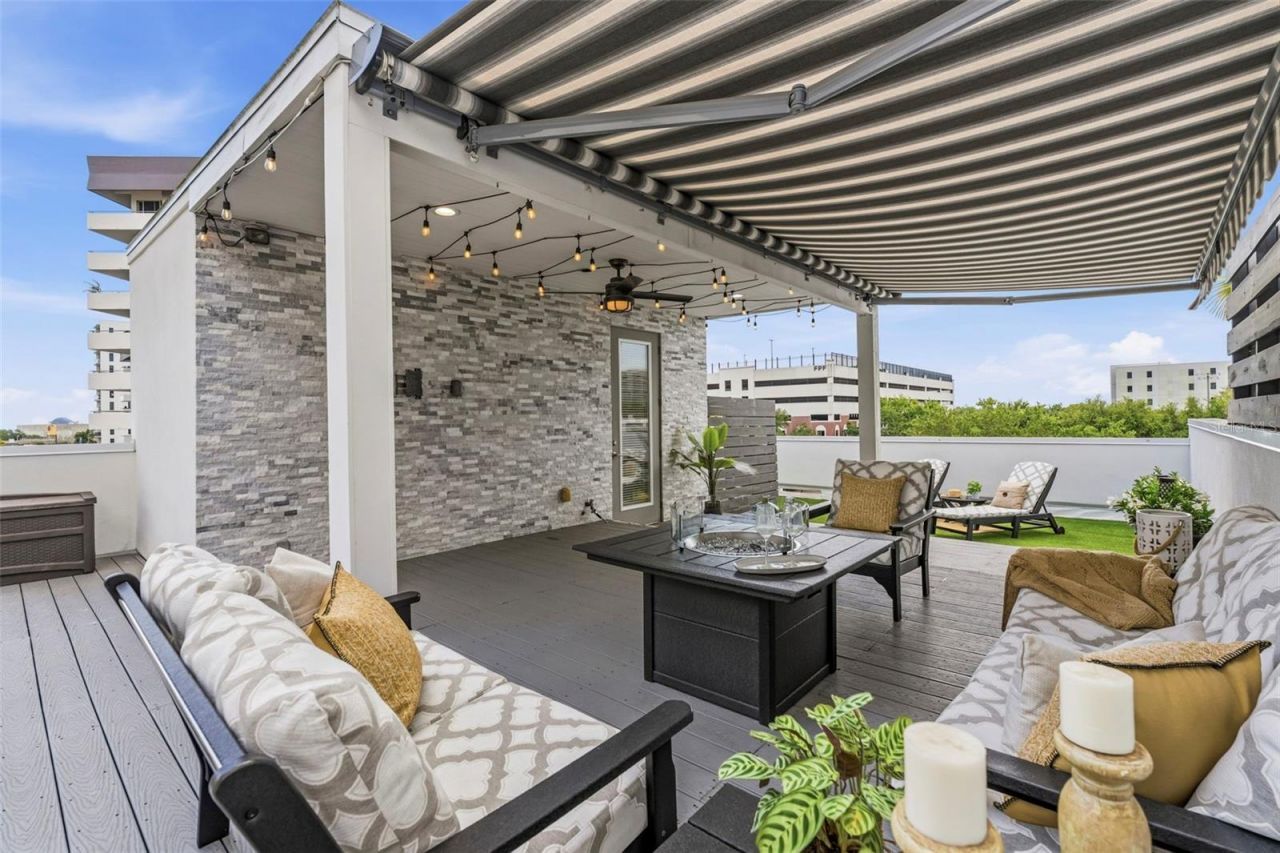 300 Delmar Terrace S, Saint Petersburg, FL 33701 Photo