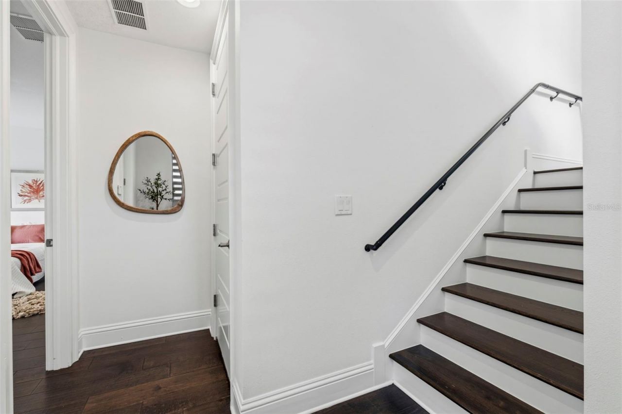 300 Delmar Terrace S, Saint Petersburg, FL 33701 Photo
