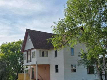 117 Red Lake Avenue N, Saint Hilaire, MN 56754