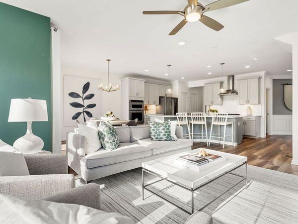 15 Emerald Run, Unit 10, Shrewsbury, MA 01545