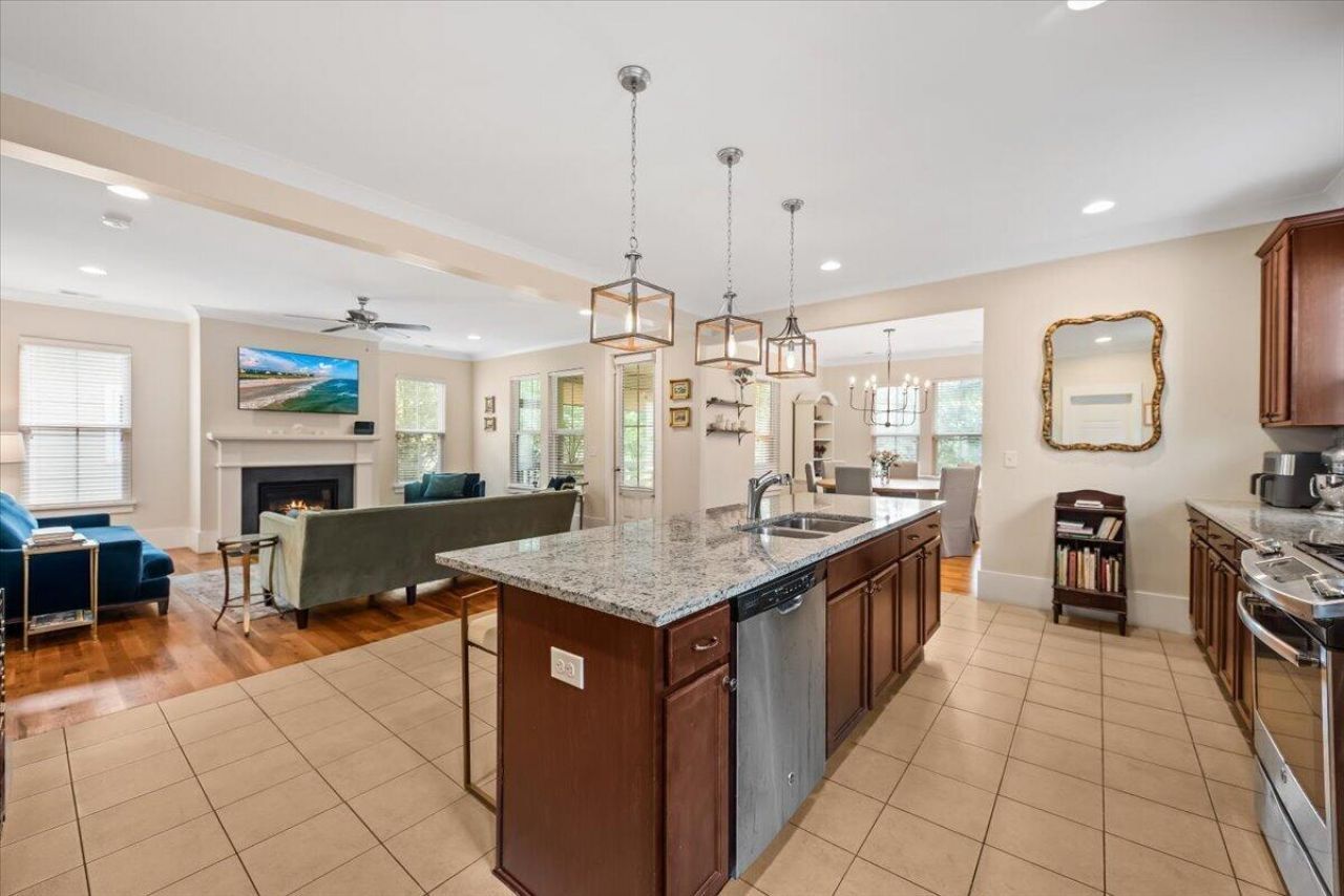 4144 Egrets Point Photo 19
