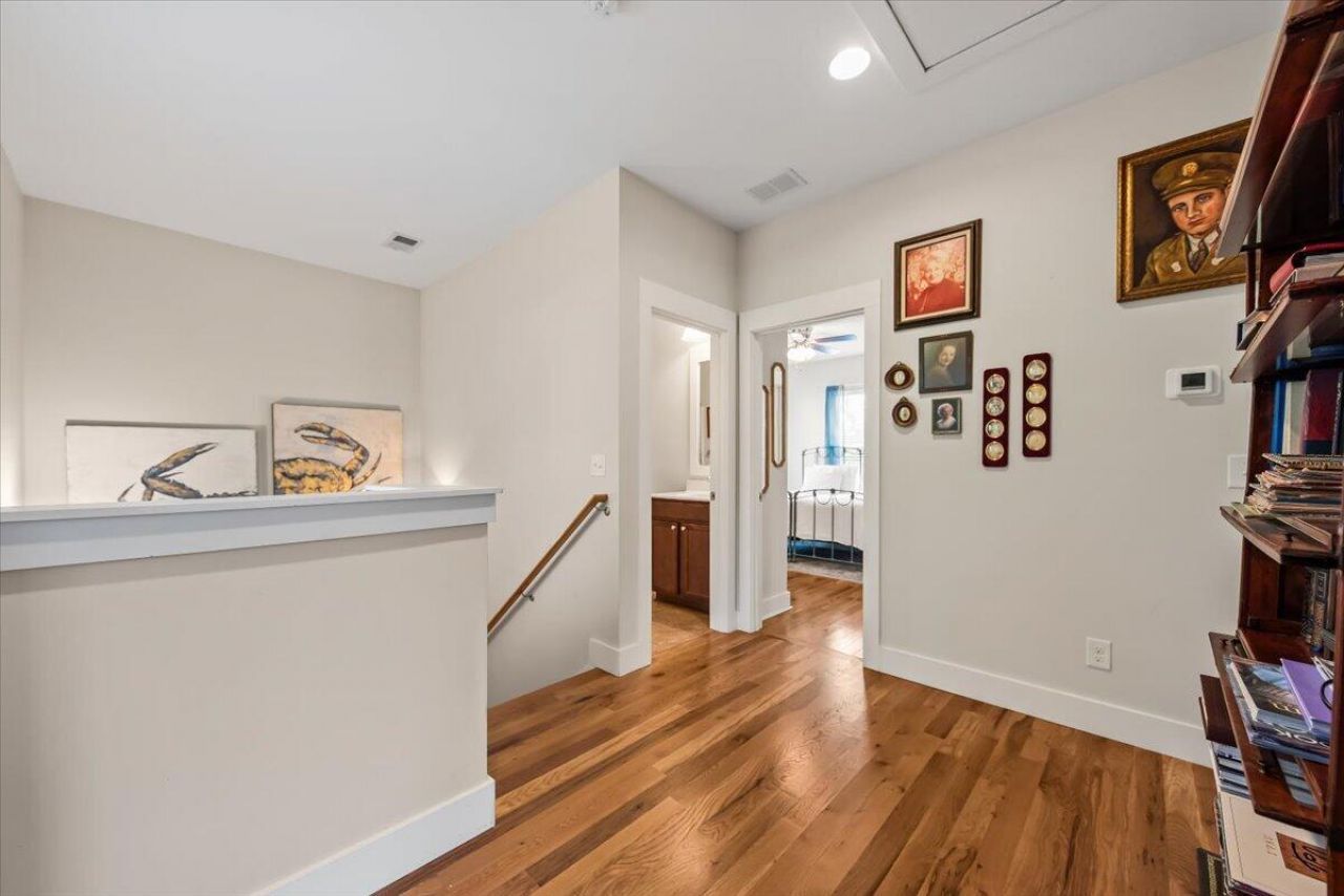4144 Egrets Point Photo 25