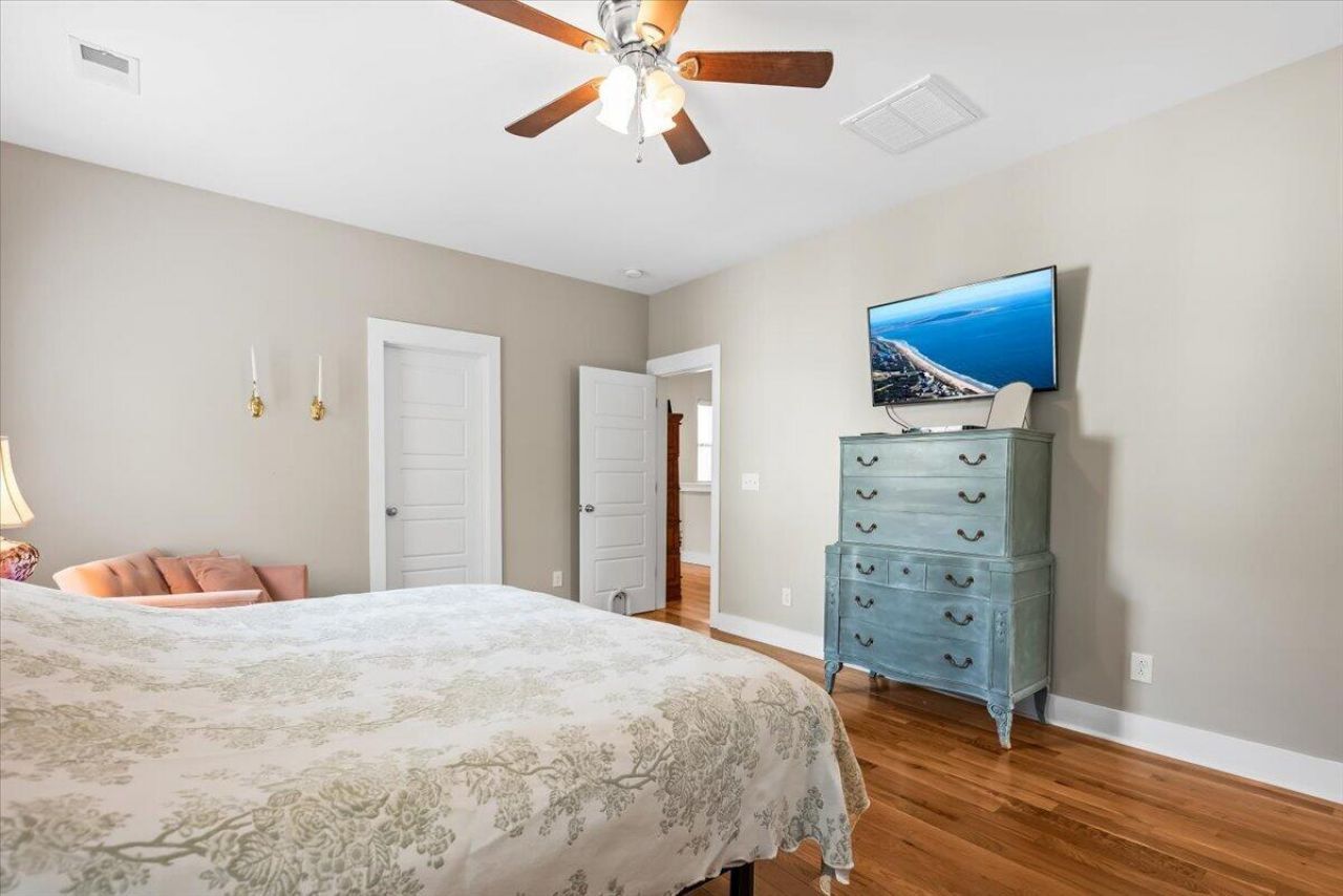 4144 Egrets Point Photo 29