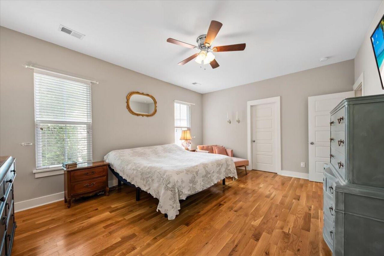 4144 Egrets Point Photo 32