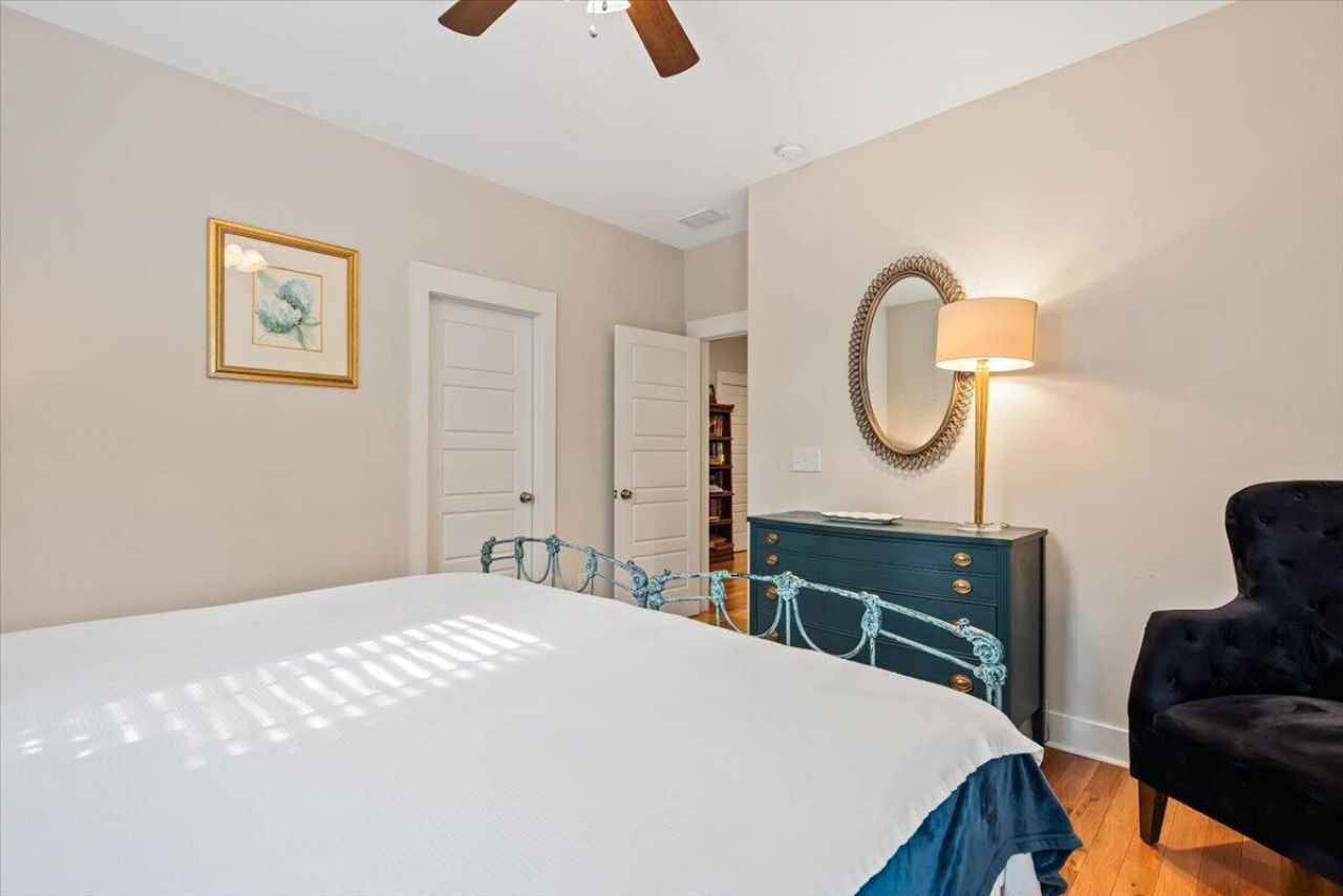 4144 Egrets Point Photo 33