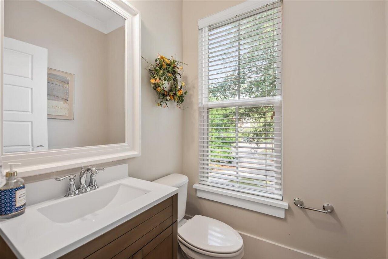 4144 Egrets Point Photo 7