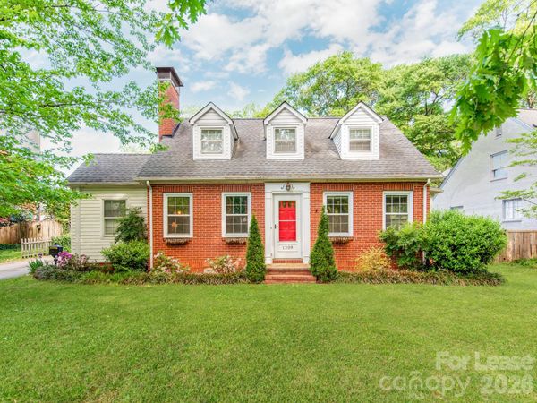1209 Oakwood Avenue , Gastonia, NC 28052