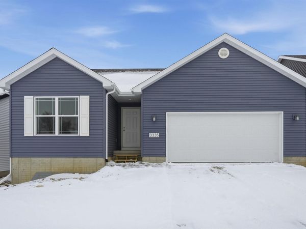 850 Hunter Drive, Evansdale, IA 50707