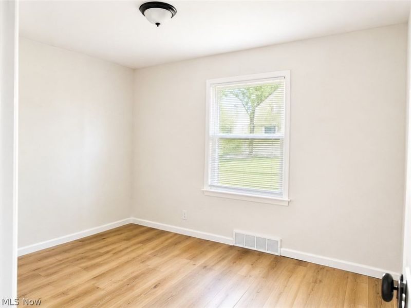 13711 Bennington Avenue, Cleveland, OH 44135 Photo 8