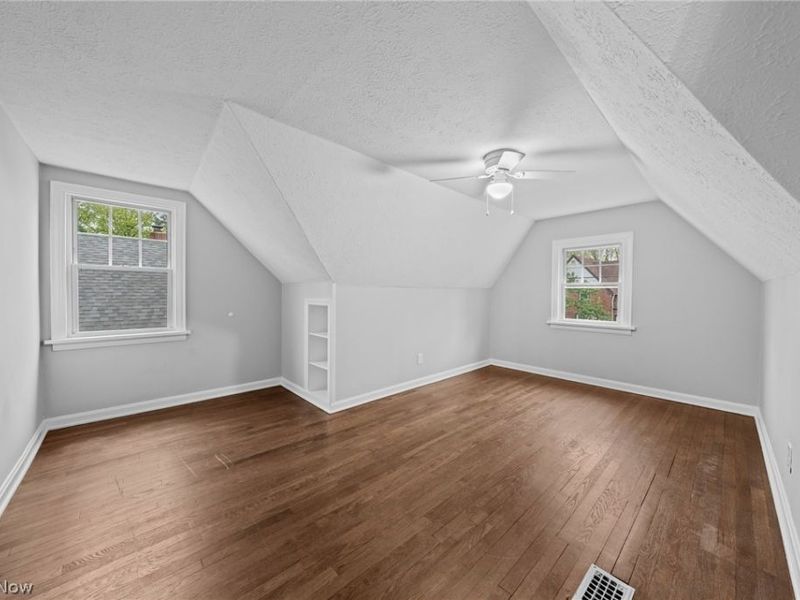 3504 E Scarborough Road, Cleveland Heights, OH 44118 Photo 25