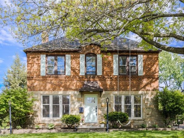 2561 Charney Road , University Heights, OH 44118