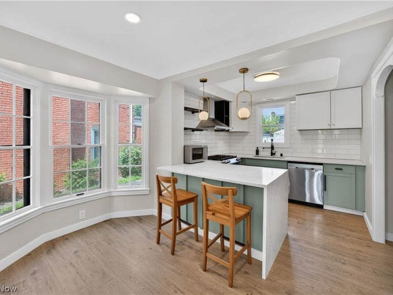 2561 Charney Road, University Heights, OH 44118 Photo 15