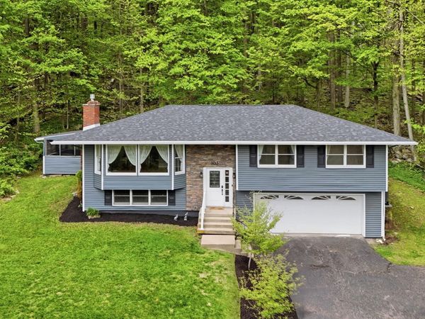 103 Stephens Street, Moscow, PA 18444