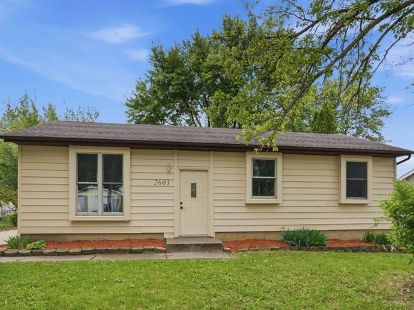 2603 W 55th Street, Davenport, IA 52806